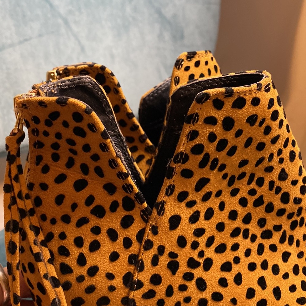 Qupid Suede Leopard Print Pointed Heeled Boots - image 5